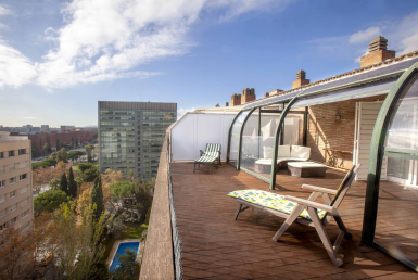 Zweistöckiges Penthouse in der prestigeträchtigsten Gegend von Pedralbes in Barcelona