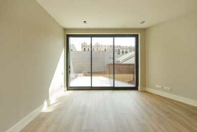 Wohnungen in einem neuen Wohngebäude in der Gegend von Vila de Gracia, Barcelona