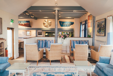 4-Sterne-Hotel in erster Meereslinie in Sitges, Costa Garraf